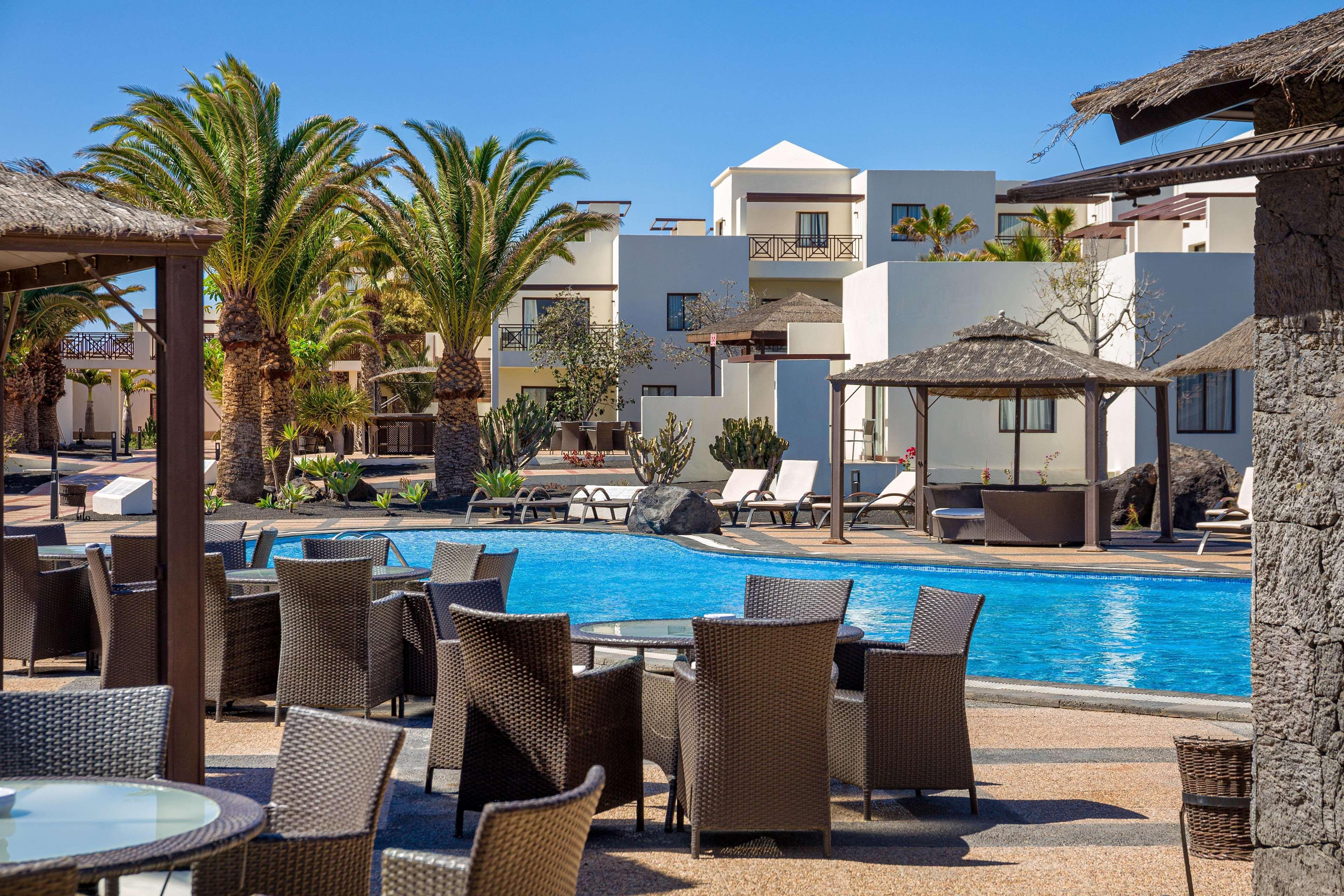 Vitalclass Lanzarote Resort Costa Teguise Exterior foto