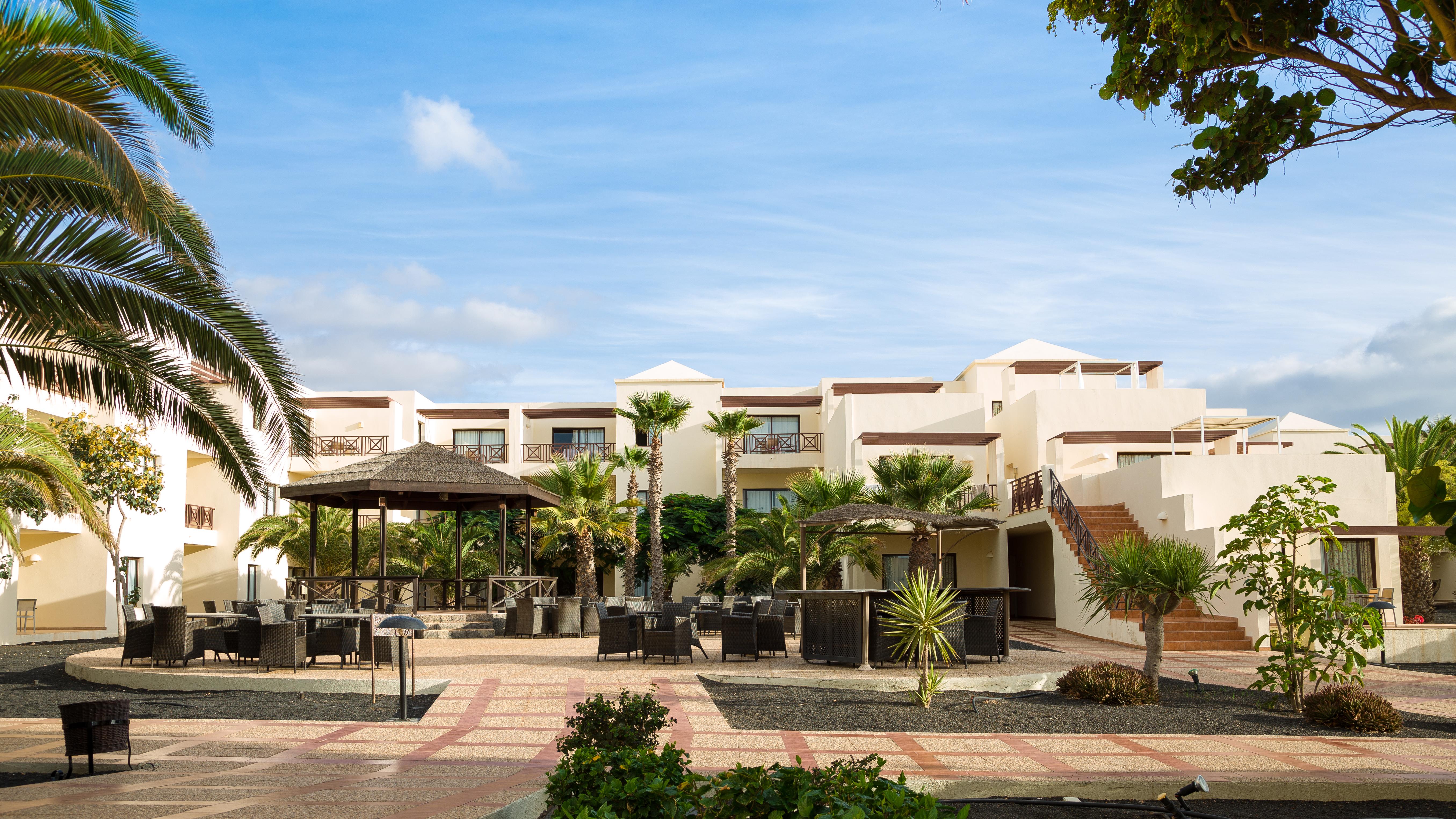 Vitalclass Lanzarote Resort Costa Teguise Exterior foto