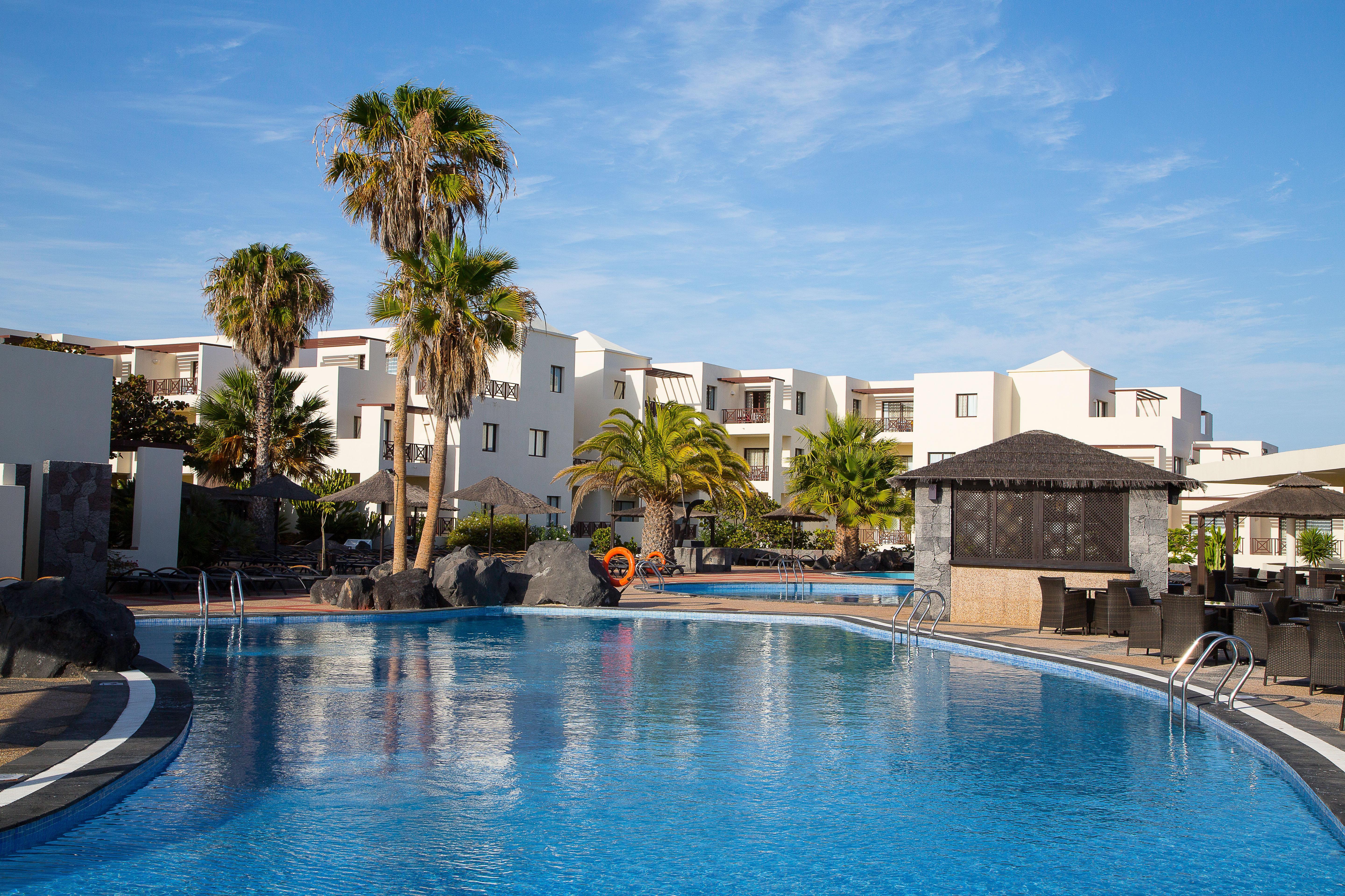 Vitalclass Lanzarote Resort Costa Teguise Exterior foto