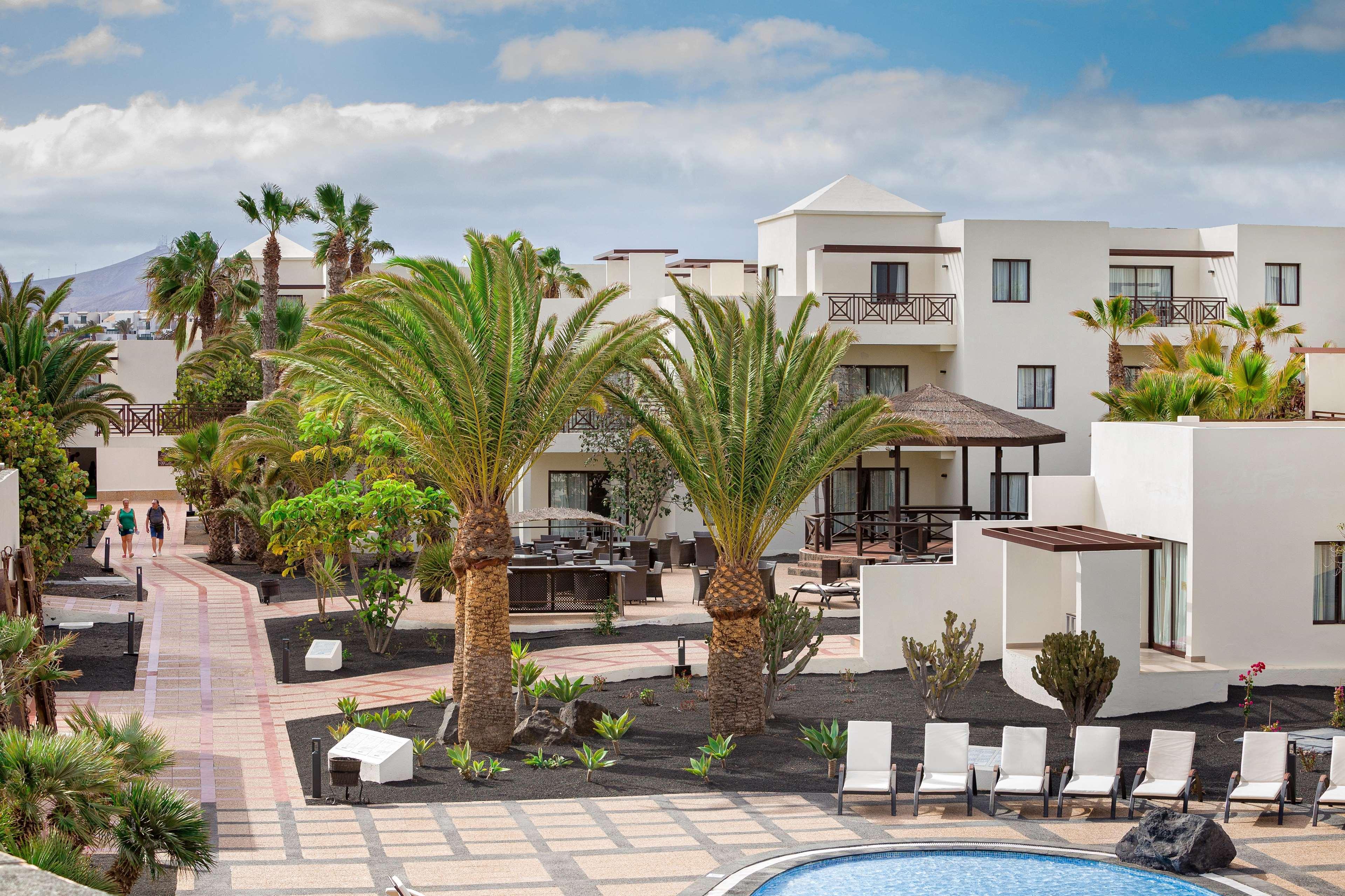 Vitalclass Lanzarote Resort Costa Teguise Exterior foto